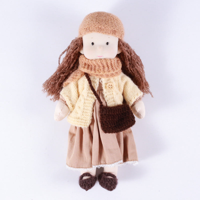 Hanna™ | Handgefertigte Stoffpuppe mit Strickoutfit